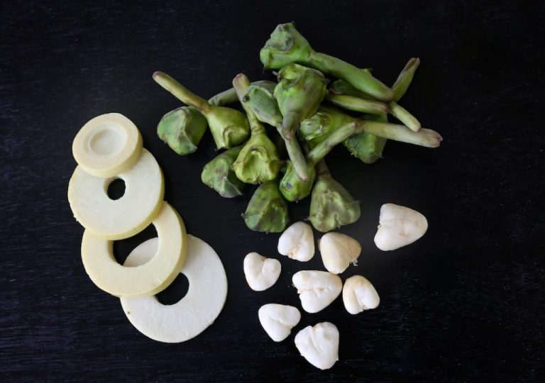 Bamboo Shoots and Water Chestnuts ThePepperCook