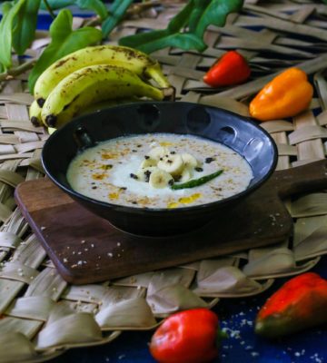Banana in Yoghurt with Roasted Coconut (Raita)